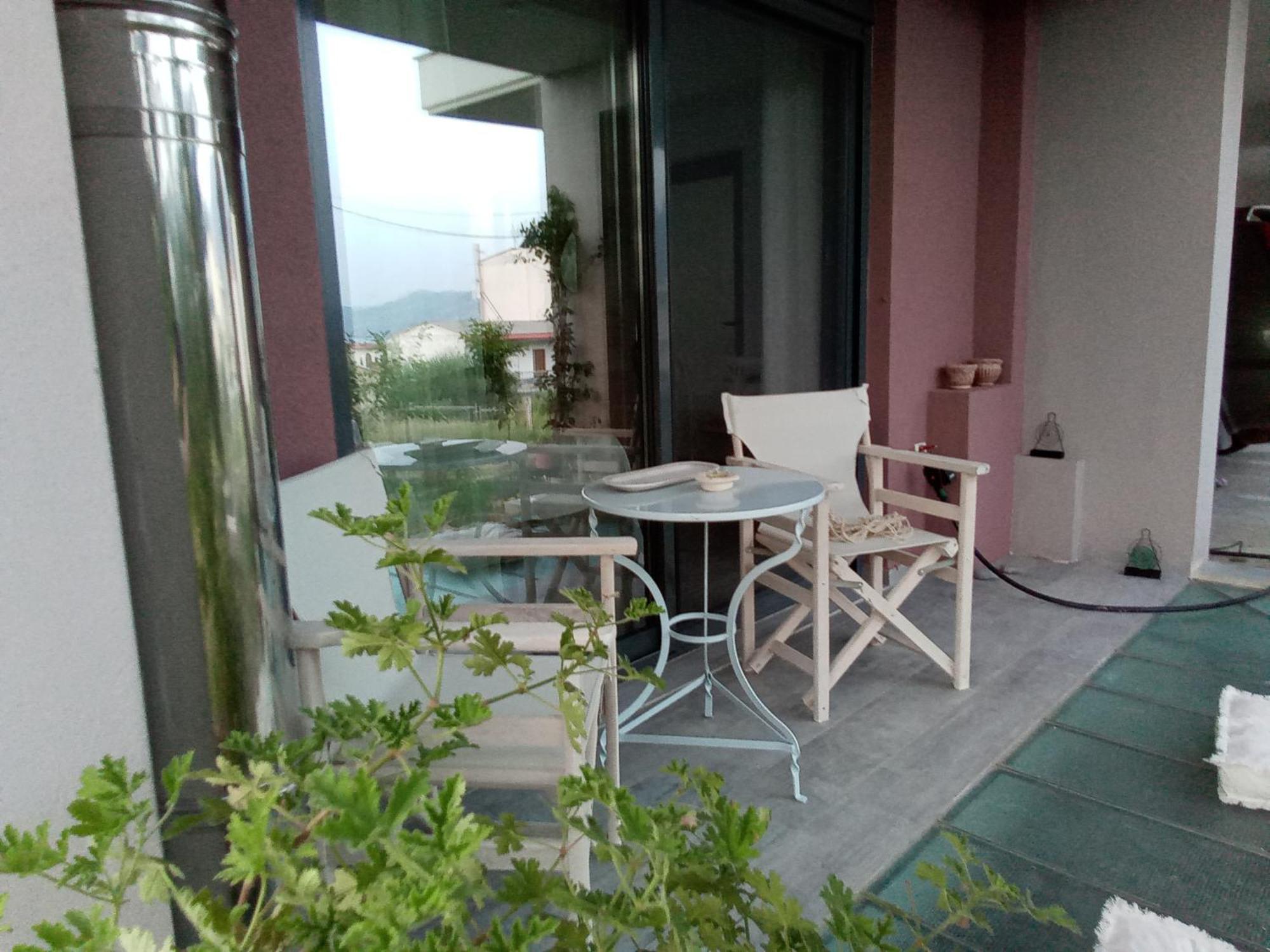 Alki'S Stories Apartment Kalamata Luaran gambar