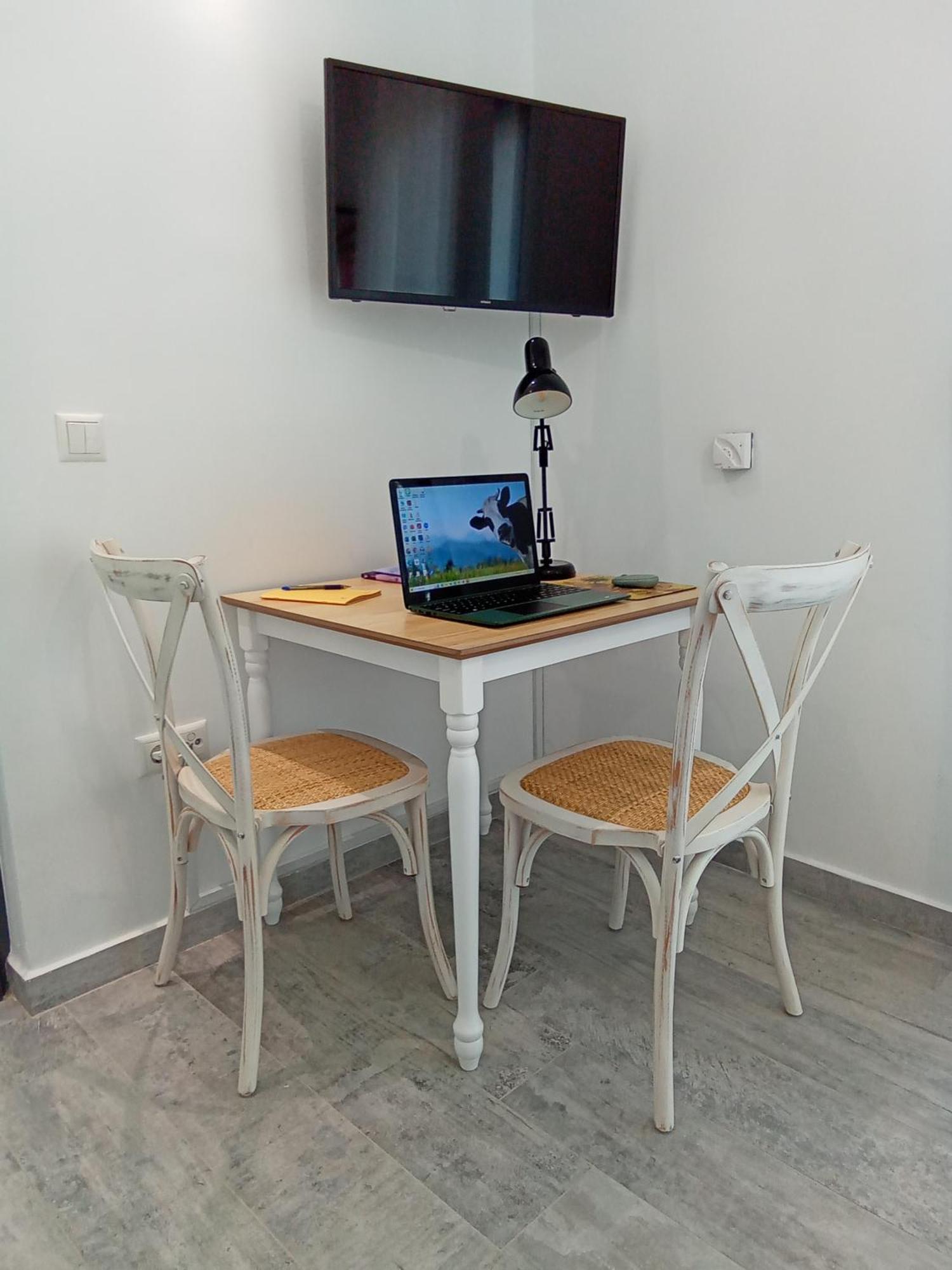 Alki'S Stories Apartment Kalamata Luaran gambar